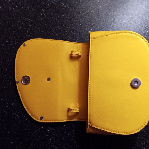 Vintage Diesel Yellow Crossbody Bag - Picture 2 of 6